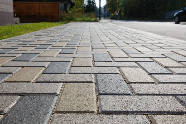 Best Driveway Paving Contractor  in Luling, TX